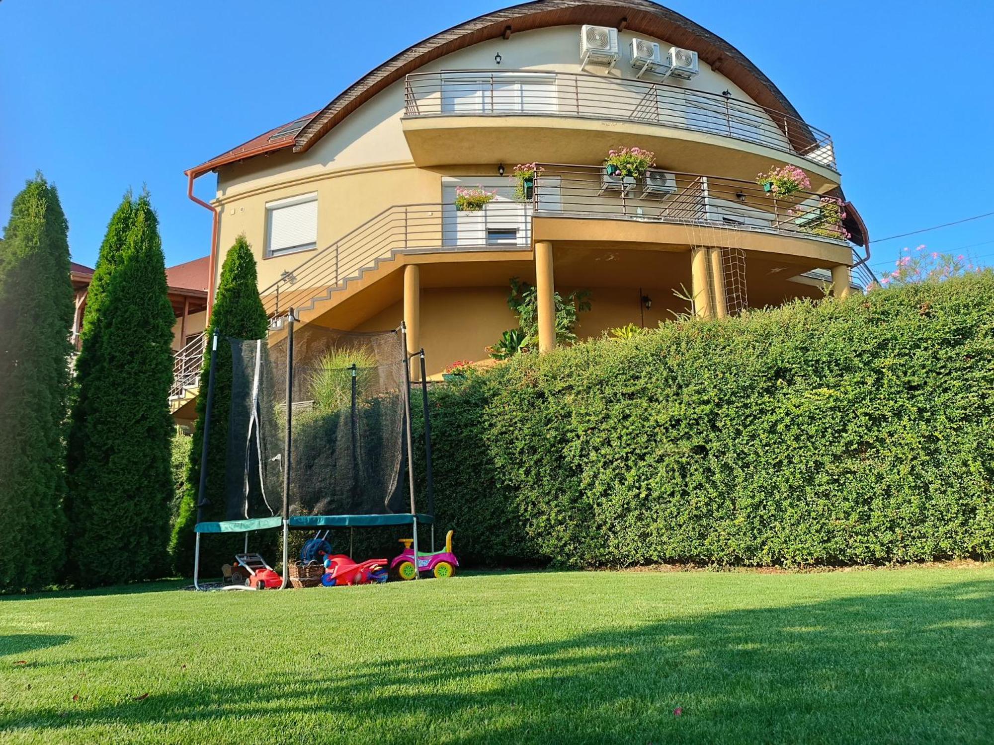 Koekeny Apartman Bogacs Exterior photo